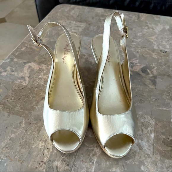 Lilly Pulitzer Shoes - Lilly Pulitzer Gigi Wedge size 9.